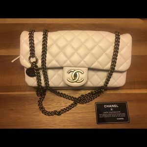 Chanel shoulder bag